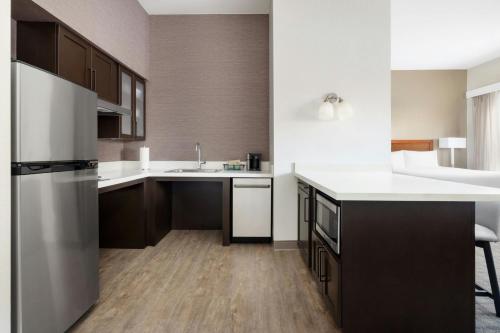 Residence Inn by Marriott Des Moines West at Jordan Creek Town Center - 주방