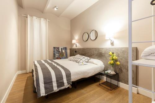 AinB Eixample-Miro Apartments - image 3