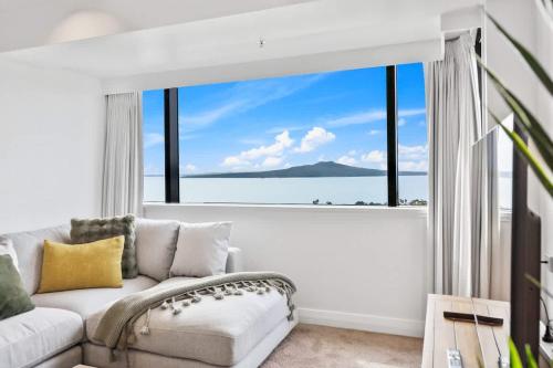 Modern 1BR w Pool Gym Steps to Beach by Zodiak Stays, Auckland (foto 10)