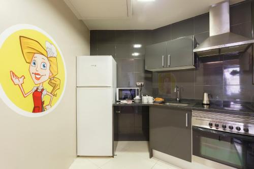 AinB Eixample-Miro Apartments - image 7