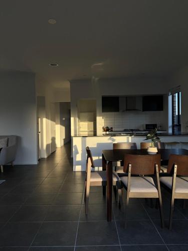 Cozy Getaway Near Amenities in Cardinia