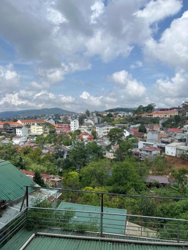 Khach san Lan Đai