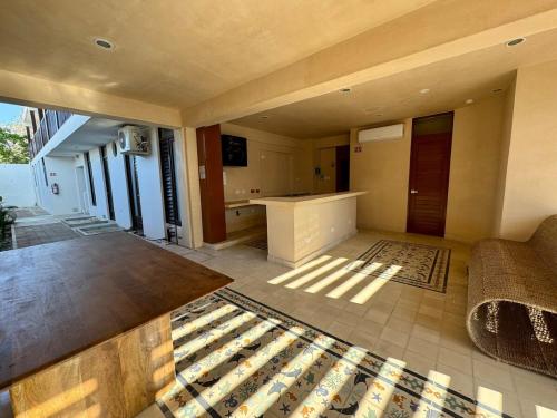 Nomadas by The Sea D5