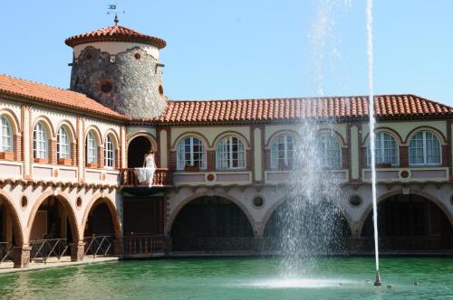 Hotel Termes Montbrió - image 2
