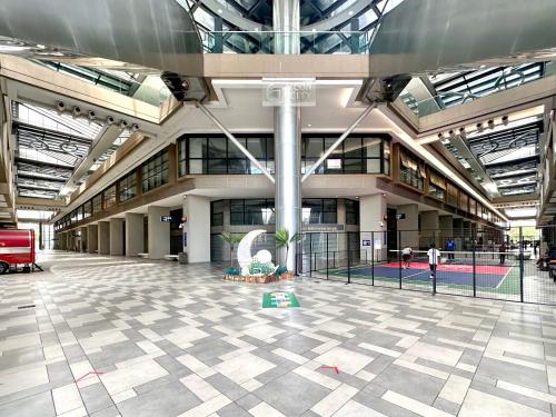 Skyline Luxe 4BR Retreat with En-suite Icon City Skyline Luxe 4BR Retreat with En-suite Icon City