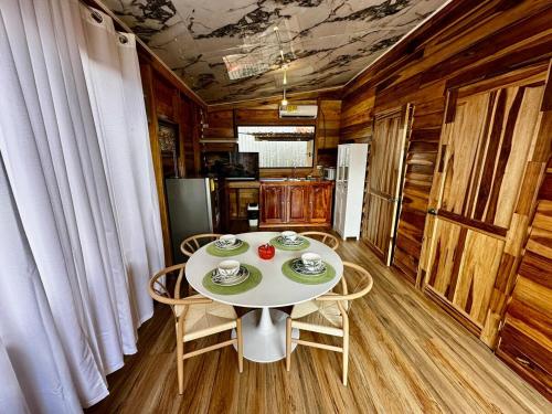 Tribu Bungalow 1 Modern and Centrally Located, Fortuna (photo 9)