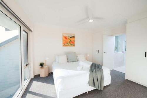 The Boat House Central Location