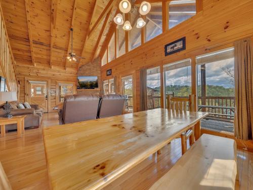 ERN860 - Cozy Bear Overlook cabin in Pigeon Forge, USA