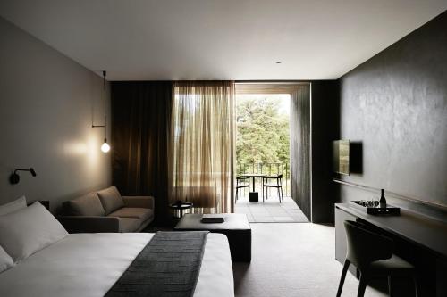 Book the Terrace with Shower including Breakfast and Signature Inclusions Terrace with Shower including Breakfast and Signature Inclusions