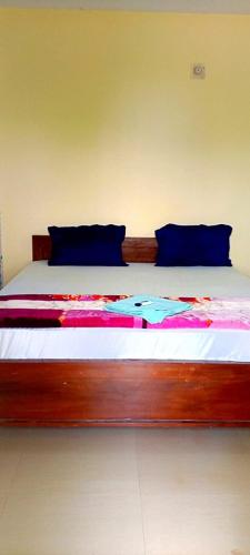 Unicorn guest house, Jāmb