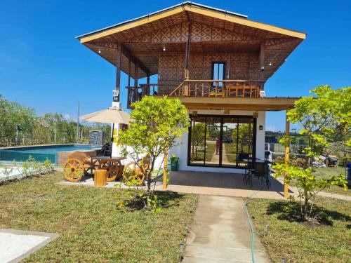 Balai Elmienna - solar powered farm house with pool