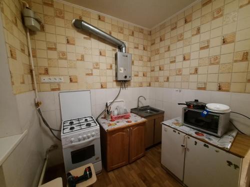 2 кімнатна Квартира подобово у центрі Полтави біля ЦУМу з власною закритою парковкою Документи для відрядження Мережа квартир, Poltava (fotografie 5)