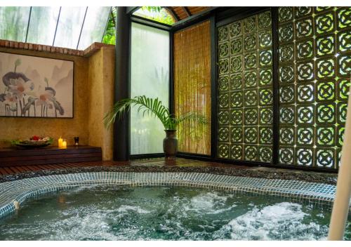 Spa, 竹村海灘度假飯店 (Bamboo Village Beach Resort) in 藩切