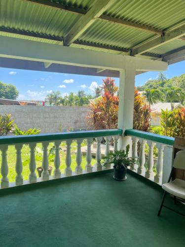 Balcony/terrace, Honotua Lodge near Maupiti Airport