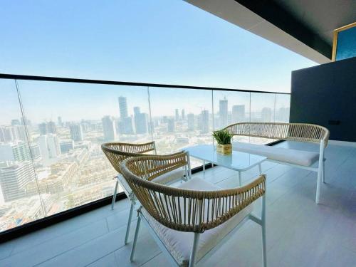 Gold Kissed 1br Apt In The Heart Of Jvc!, Dubai (photo 9)