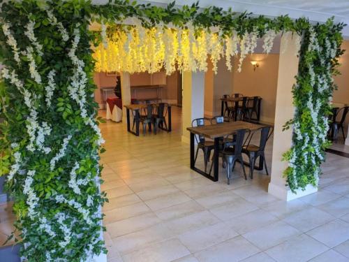 Restaurant, Mayfair Hotel in Isle of Wight