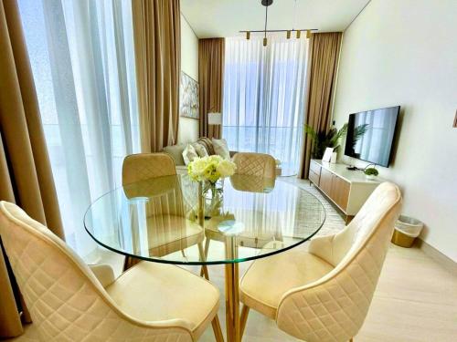 Cozy Glam 2br With Plunge Pool!, Dubai (Foto 4)