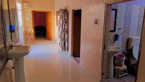 V Food Dormitory - image 2