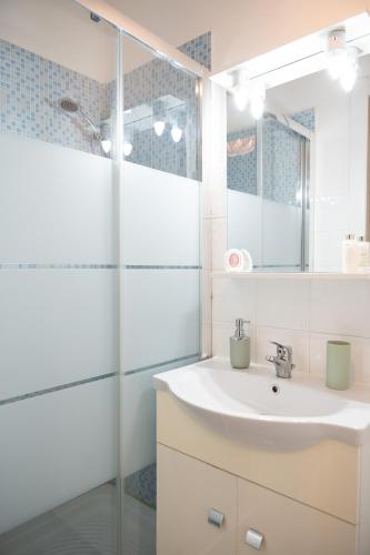 Vita Nova House 3 camere 3 bagni perfetta per famiglie e gruppi a due passi da Termini, Рим (фото 10)