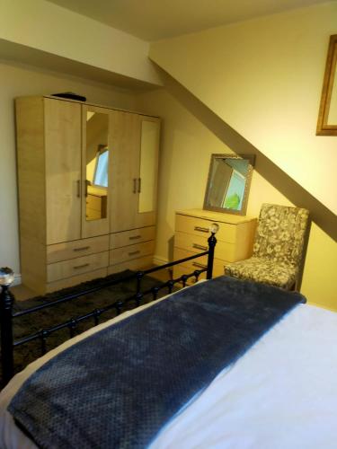 Female Only Room in Bolton and Undercliffe