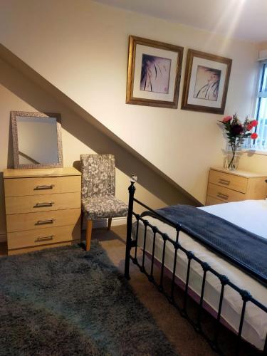 Female Only Room in Bolton and Undercliffe