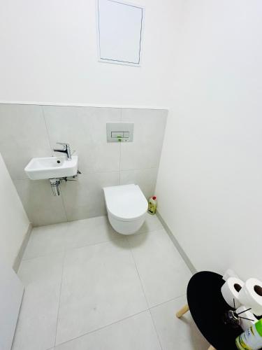 New building New apartment at Andel Metro Station, Прага (фото 11)
