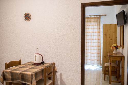 Haniotis Studios Haniotis Studios