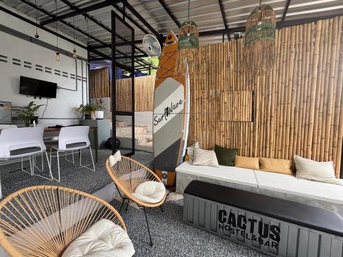 Cactus Boutique Hostel (Ko Tao) - Deals, Photos & Reviews