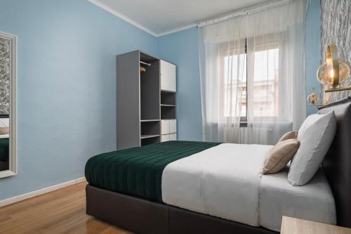Classbnb - Apartment just 2 minutes walk from Domodossola M5 metro station