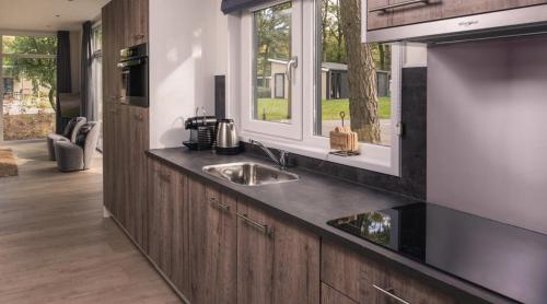 keuken, Vakantiepark de Lochemse Berg in Lochem