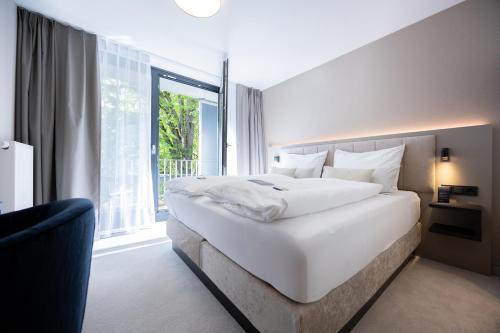 Digital Hotel Kronjuwel by BRIGHT Waldkirch - Self Check-In I NIRO in Waldkirch, Deutschland