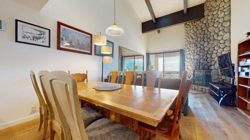 Bridges #308 condo in Mammoth Hegy