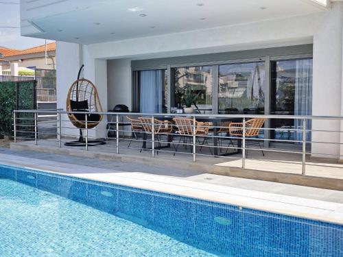 Costa Voula Poolside and Beach, Home Cinema, Athen