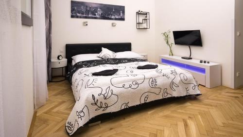 Black & White Apartment Prague by Wenceslas Square and Muzeum, Praha (fotografie 6)