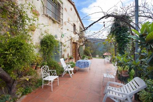 MASIA CAN SUNYER AGROTURISMO in La Garriga
