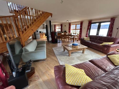 Birch and Oak Lodges in Barr