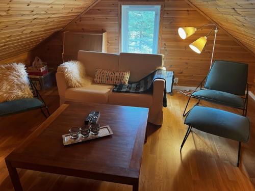 Flott familiehytte på Haukås i Strandebarm (Flott familiehytte pa Haukas i Strandebarm) in สตรานเดบาร์ม