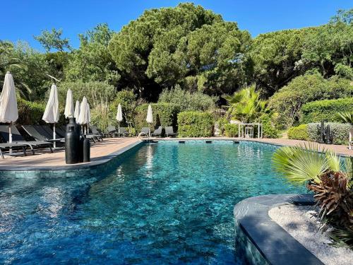 GOLF HOTEL Hotel de charme Candillargues