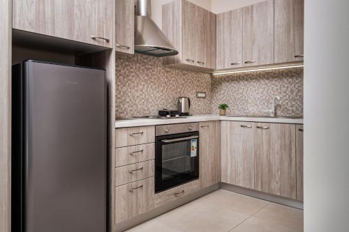 Katsaros Luxury Apts 5 min walk to beach 3