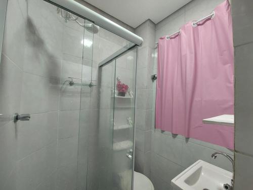 Apartamento kitnet na Praia Grande próximo ao mar (Apartamento kitnet na Praia Grande proximo ao mar) in ซิดาเดโอเซียน
