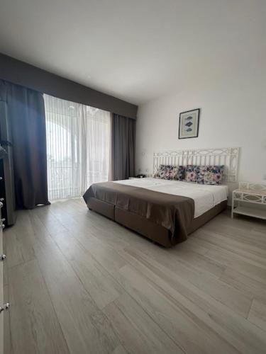 Domina Coralbay Aquamarine