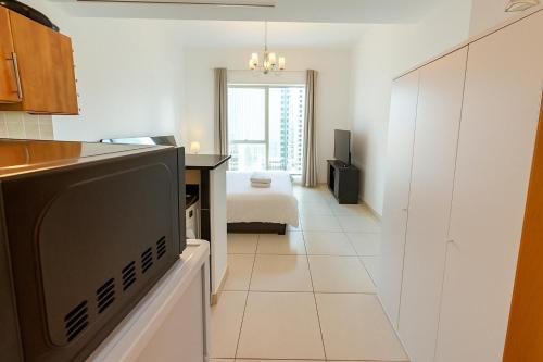 Deluxe Studio for Rent at Marina View Towers, Dubaj (fotografie 10)