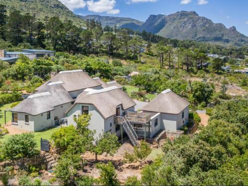 Beau's Cape Retreat - image 11