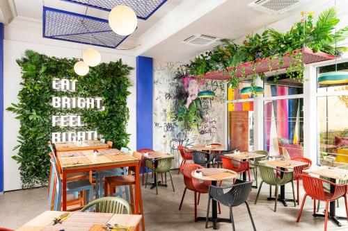 The Three Corners Hotel Anna - image 9