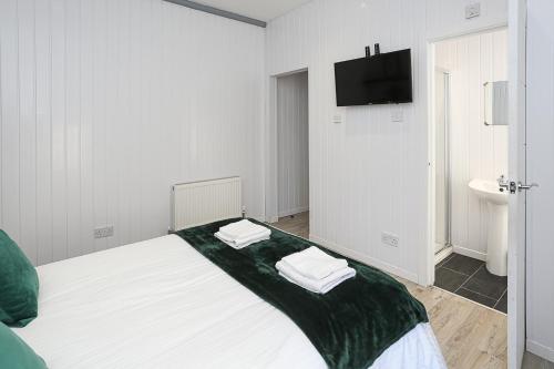 OYO Queens Quarter - image 10