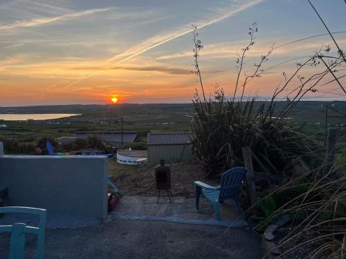 Hillside Hideaway in Еністімон