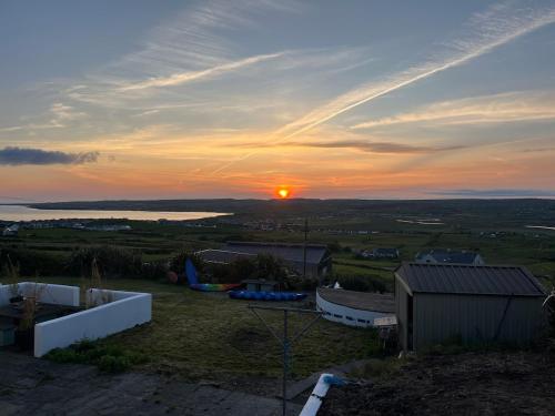Hillside Hideaway in Еністімон