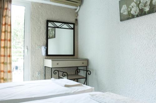 Haniotis Studios Haniotis Studios