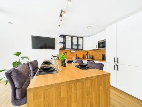 Premium-Ferienwohnung in Seenähe mit Vollausstattung & Terrasse in Uhldingen-Mühlhofen, Deutschland