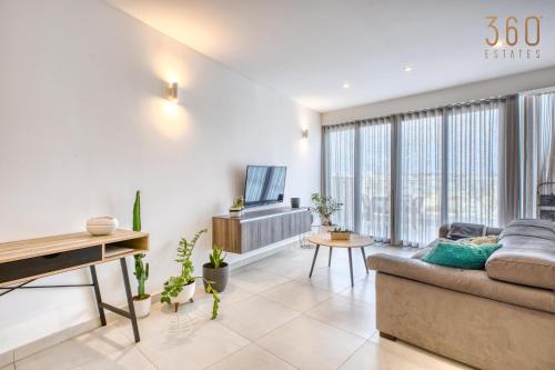 2BR Penthouse with views overlooking Pietà Marina by 360 Estates, Pietà (fotografie 10)